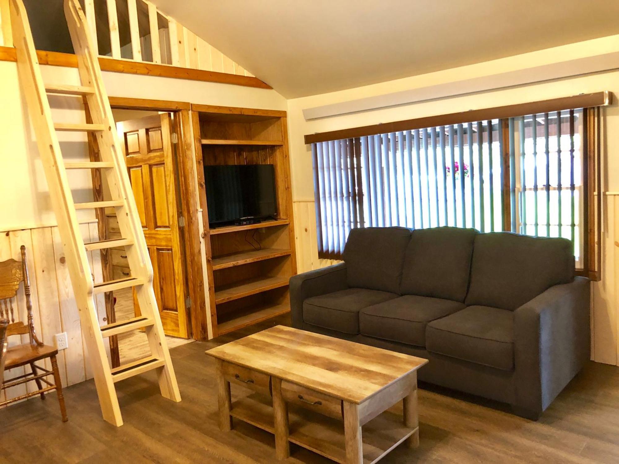 Rockerville Lodge & Cabins Keystone Ruang foto