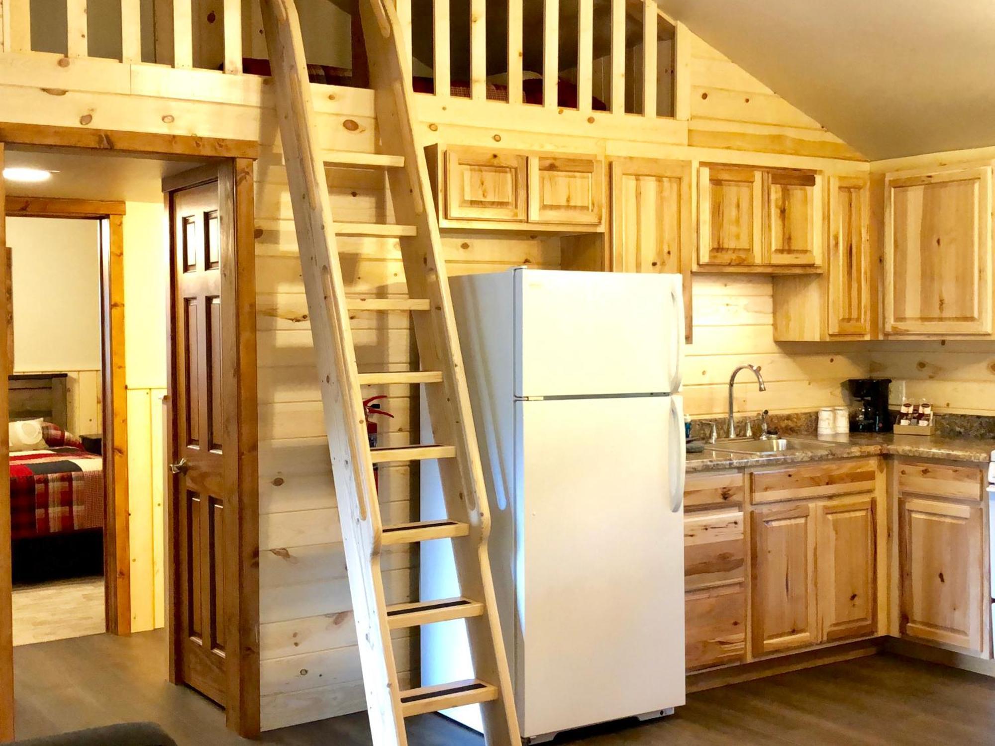 Rockerville Lodge & Cabins Keystone Ruang foto