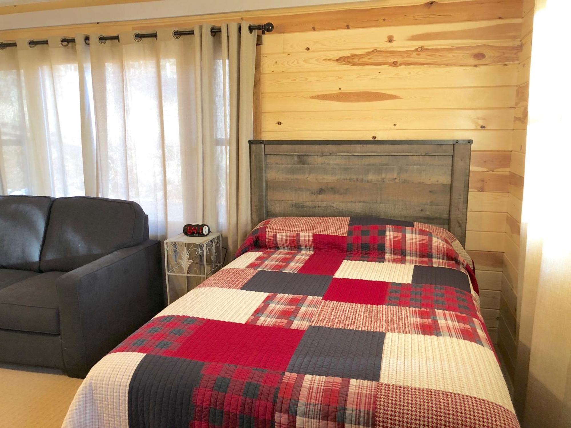 Rockerville Lodge & Cabins Keystone Bagian luar foto