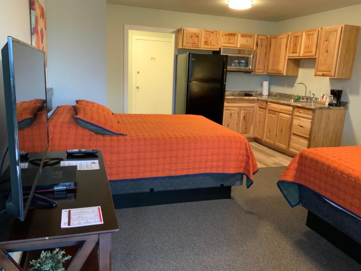 Rockerville Lodge & Cabins Keystone Bagian luar foto